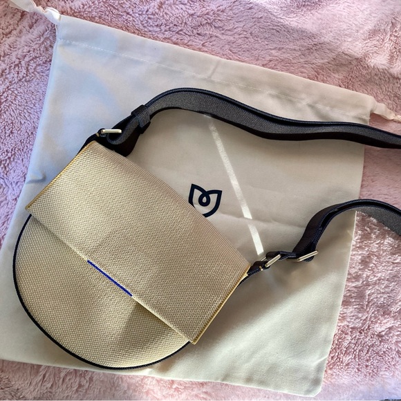 Rothy’s Ink and Ivory Saddle Bag - Picture 2 of 6